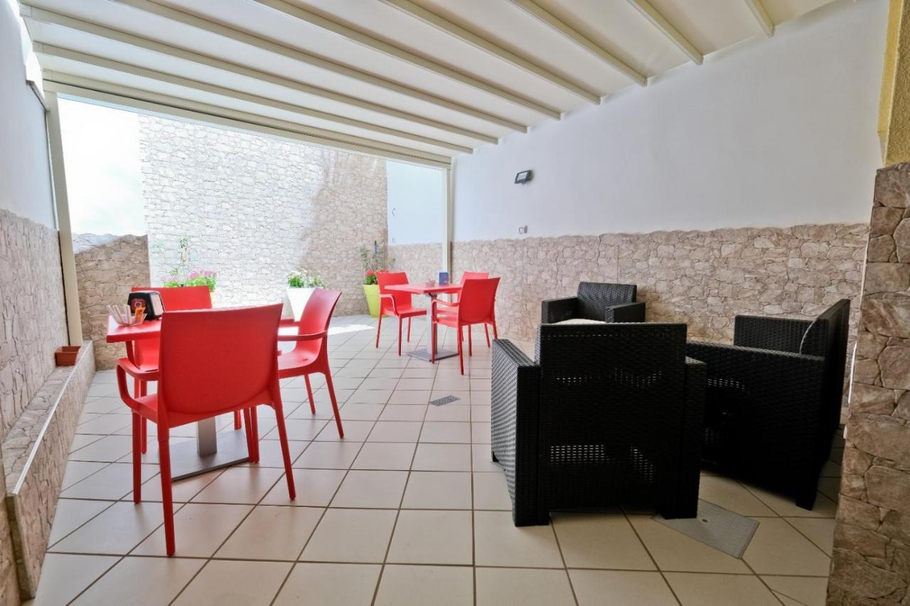 Il Porto Affittacamere B&B Brindisi Exterior foto