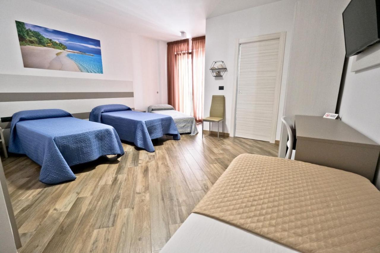 Il Porto Affittacamere B&B Brindisi Exterior foto